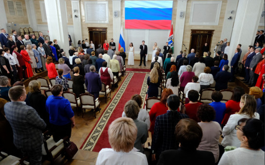 В Правительстве Новосибирской области наградили лучших работников культуры